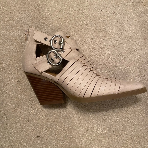 Booties - Picture 5 of 5